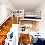 شقة Lovely Mezzanino Close To Lx Factory Lisboa