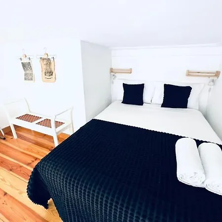 Lovely Mezzanino Close To Lx Factory شقة *