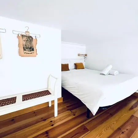 Lovely Mezzanino Close To Lx Factory * Lisbon