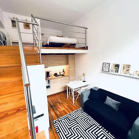 Lovely Mezzanino Close To Lx Factory Apartment *