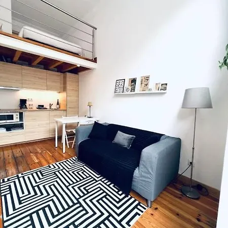 Апартаменти Lovely Mezzanino Close To Lx Factory